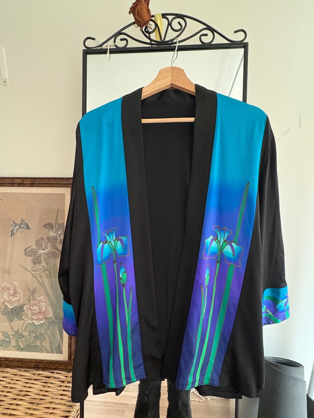 LYNNE KIEL Vintage 90s Hand Painted 100% Silk Iris Kimono Jacket Topper